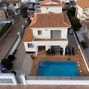 Victor Chalet